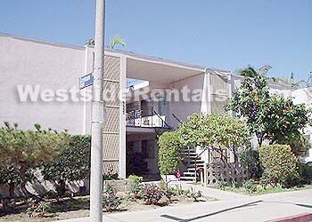 Foto del edificio - 8803 Etiwanda Ave