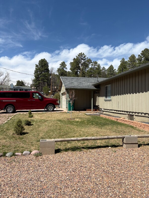 Foto principal - 1249 W Apache Ln
