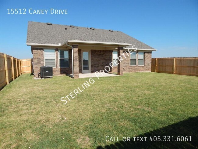 Foto del edificio - 15512 Caney Dr