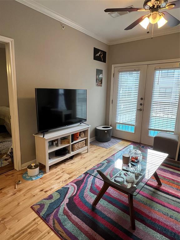 Building Photo - 2502 Leon St