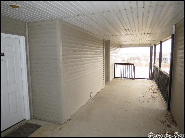 Building Photo - 816 North Street