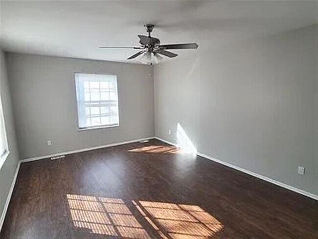 Foto del edificio - 2050 Trotter Way