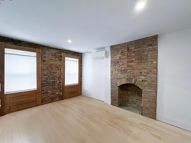 Building Photo - 29 Moffat St
