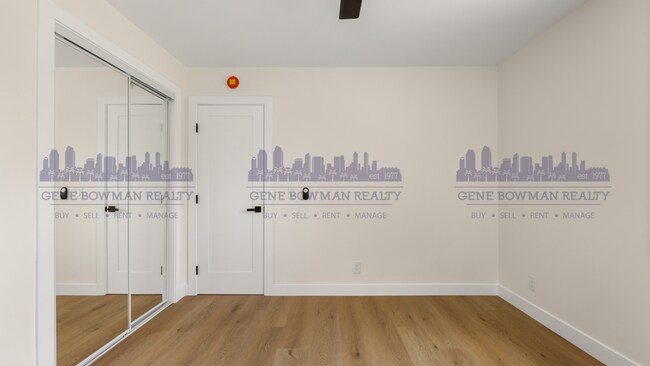 Foto del edificio - 2249-51 W Dunlop St