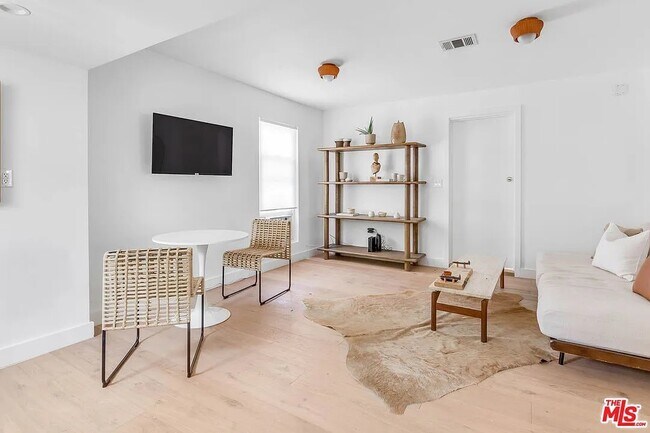 Foto del edificio - 508 N Avenue 66