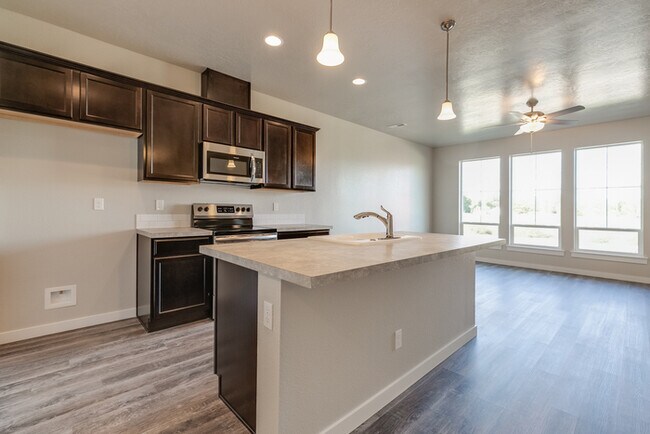 Building Photo - 6053 N Tarako Ave