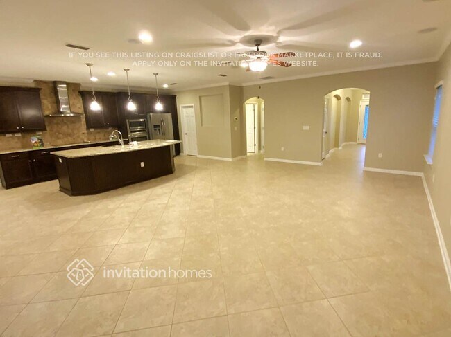 Building Photo - 15604 Spotted Saddle Cir