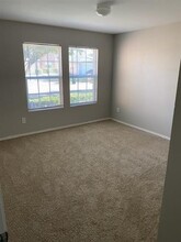 Building Photo - 3205 Clydesdale Dr