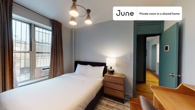 Building Photo - Room in Shared 4 bed/1 bath home