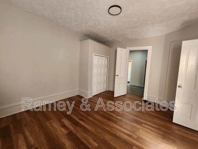 Photo - 1842 Bolling Ave Apartment