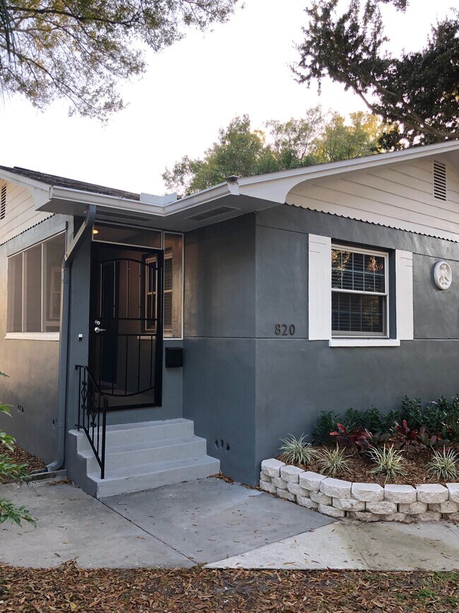 Foto del edificio - 820 23rd Ave N