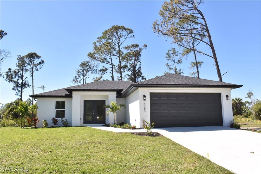 Foto principal - 4553 Midland St