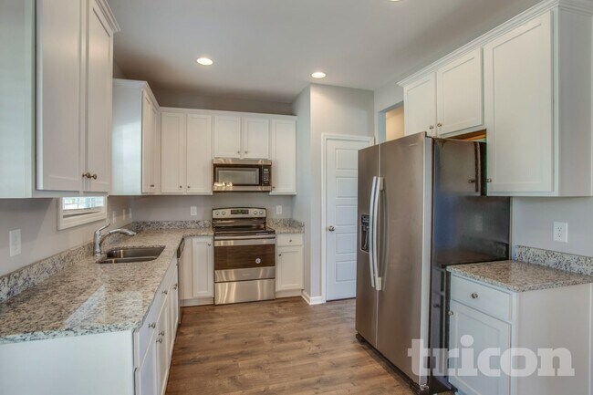 Foto del edificio - 738 W Coker Way