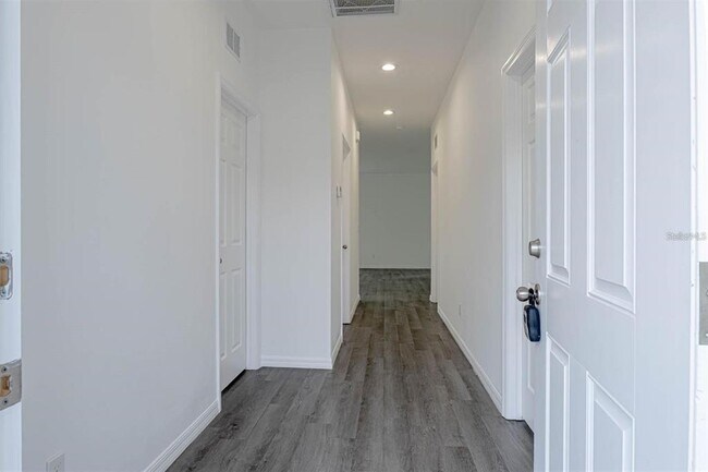 Foto del edificio - 1618 Wainwright St SE