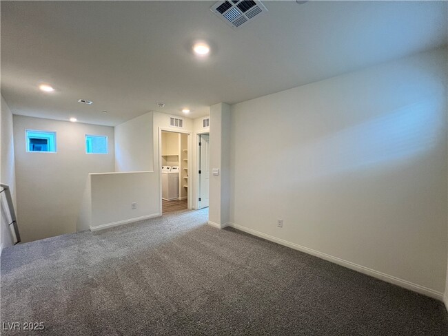 Building Photo - 9938 S Ullom Dr