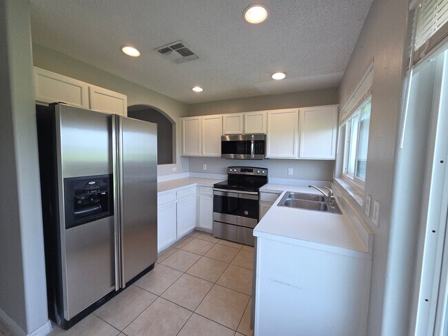 Building Photo - 2818 Osprey Cove Pl
