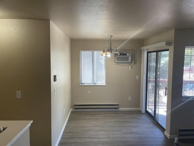 Building Photo - 4501 E Boardwalk Dr