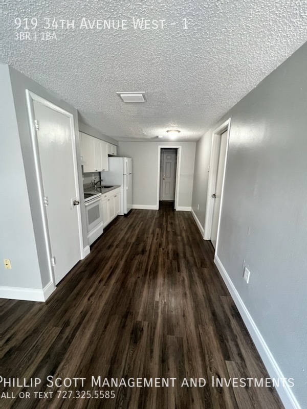 Foto principal - Welcome to The Hudson Point Apartment Homes!!