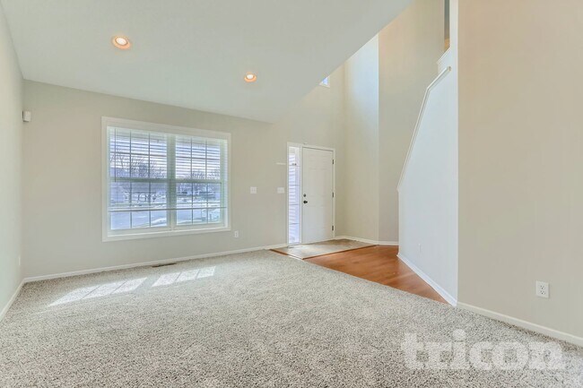 Foto del edificio - 10065 42nd St NE