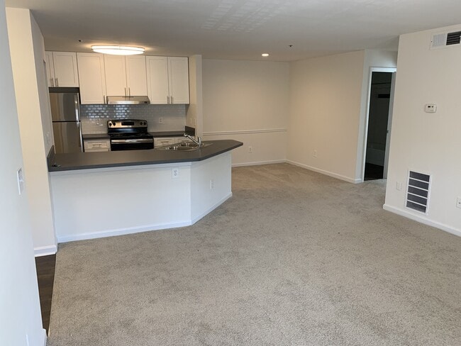 Interior Photo - Wesley Hampstead Apartments at Douglasville