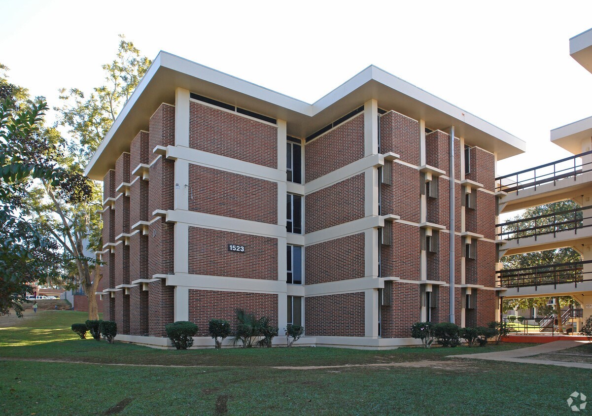 Foto del edificio - 1523 Wahnish Way