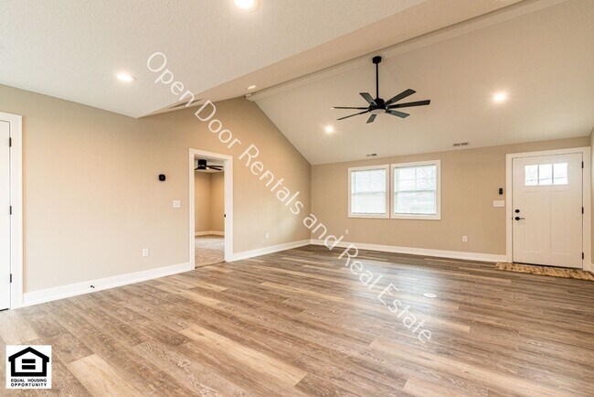 Foto del edificio - 10545 Old Leo Rd