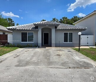 Building Photo - 18402 NW 56th Pl