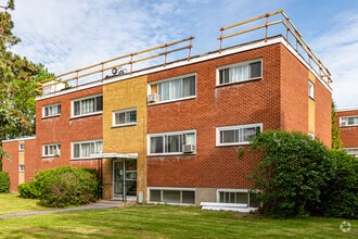 Building Photo - Westview