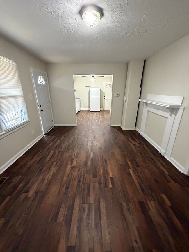 Building Photo - 1810 Laurel St