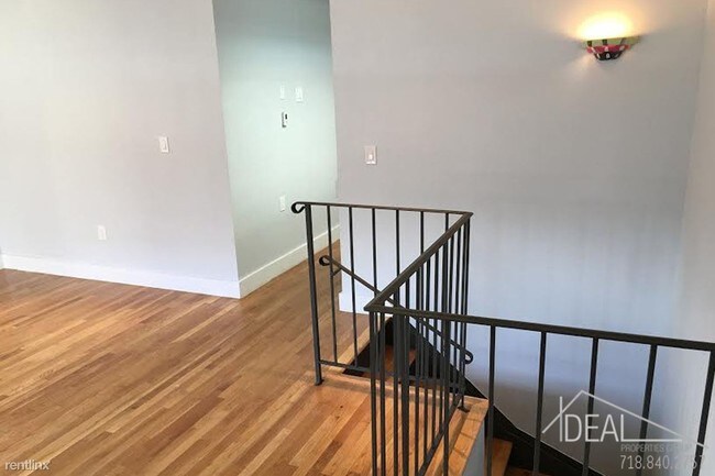 Foto del edificio - 178 Throop Ave