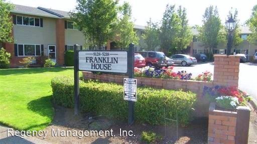 Foto principal - 5128-5218 SW Franklin Ave