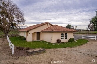 Building Photo - 8460 Magdalina Dr