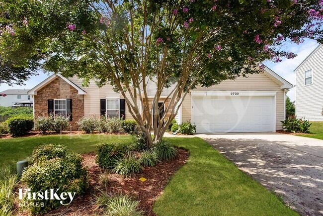 Building Photo - 9709 Avensong Crossing Dr