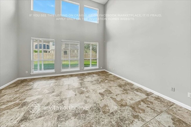 Building Photo - 16002 Maple Shores Dr