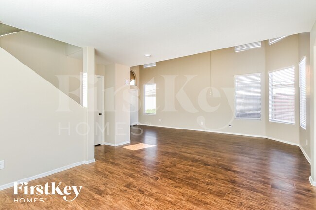 Foto del edificio - 4332 E Windsong Dr