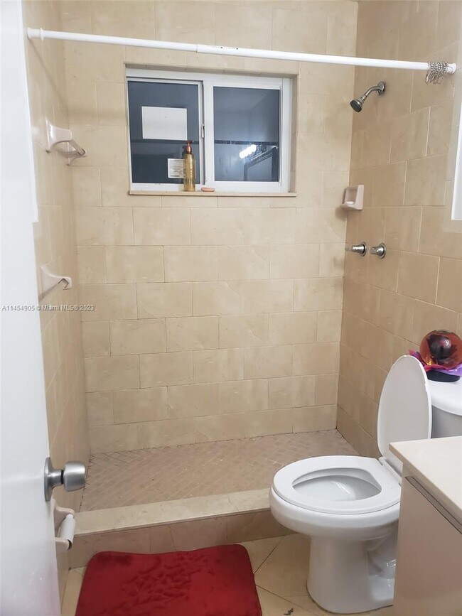 Foto del edificio - 5152 NW 4th St