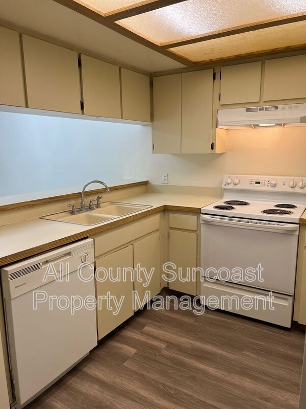 Building Photo - 12157 117th St N