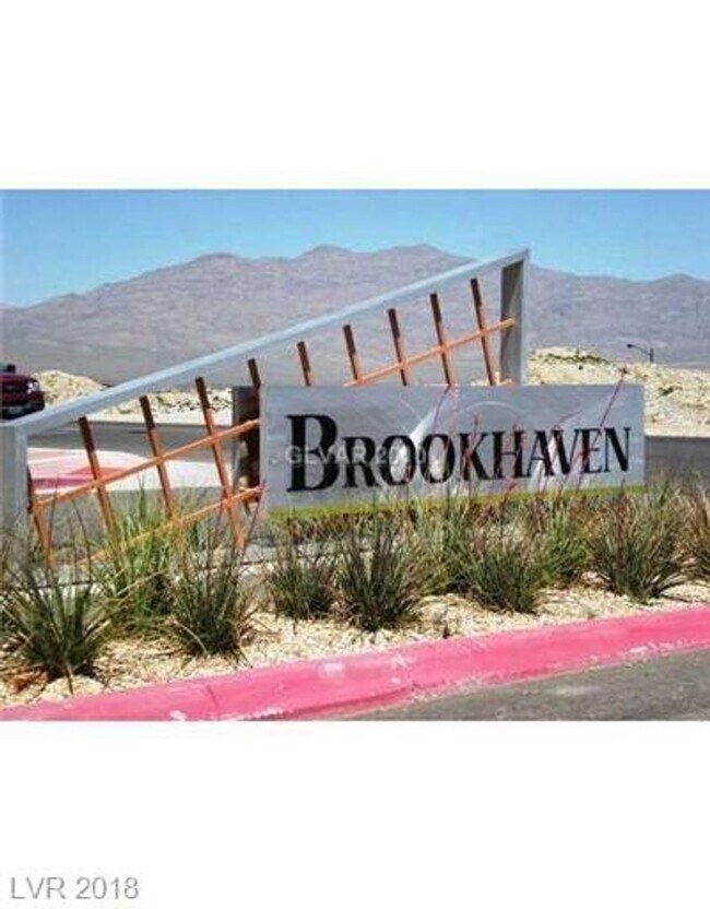 Foto del edificio - 3bd 3bth in gated community