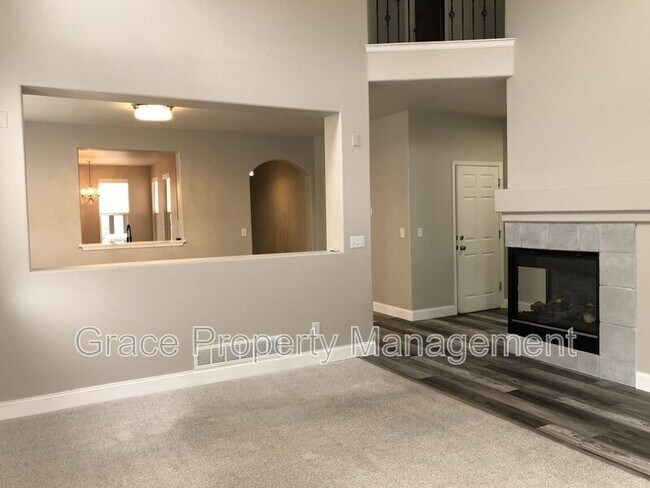 Foto del edificio - 16426 E 117th Ct