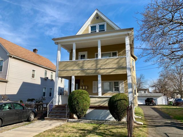 Primary Photo - 28 E Morris Ave