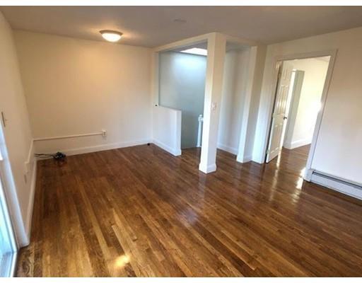 Building Photo - 11 Burrill Pl