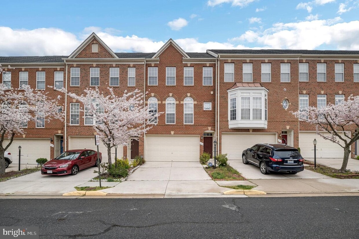 9345 Cumbria Valley Dr, Lorton, VA 22079 Townhome Rentals in Lorton