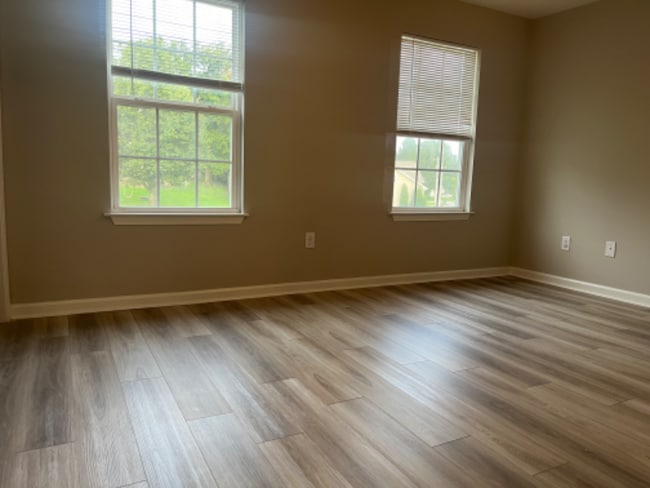 Building Photo - 138 Cambridge Dr