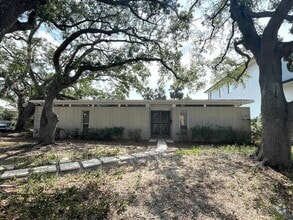Building Photo - 3602 S Beach Dr
