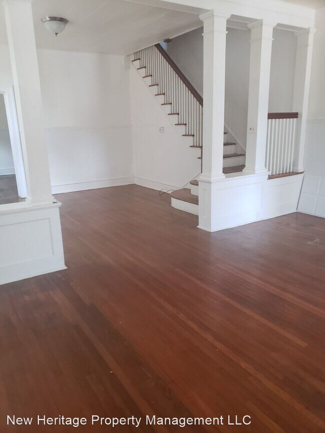 Foto del edificio - 227 E Chestnut St