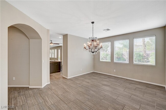 Building Photo - 686 Vortex Ave