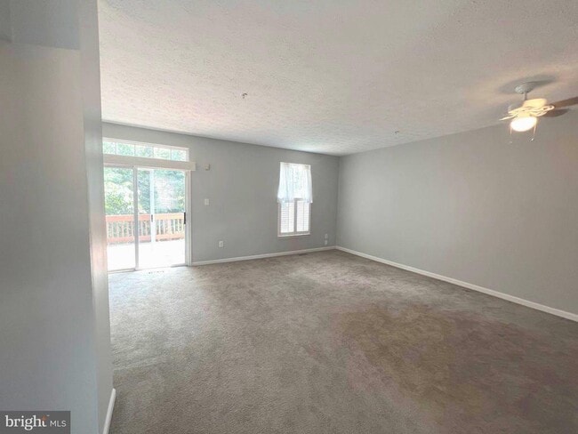 Building Photo - 7027 Cradlerock Farm Ct
