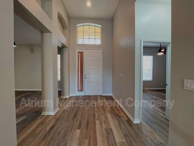 Foto del edificio - 123 Golf Course Pkwy