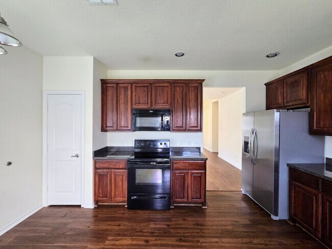 Foto del edificio - 2113 Woodhaven Dr