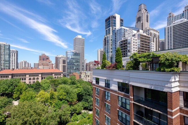 Foto del edificio - 55 W Delaware Pl